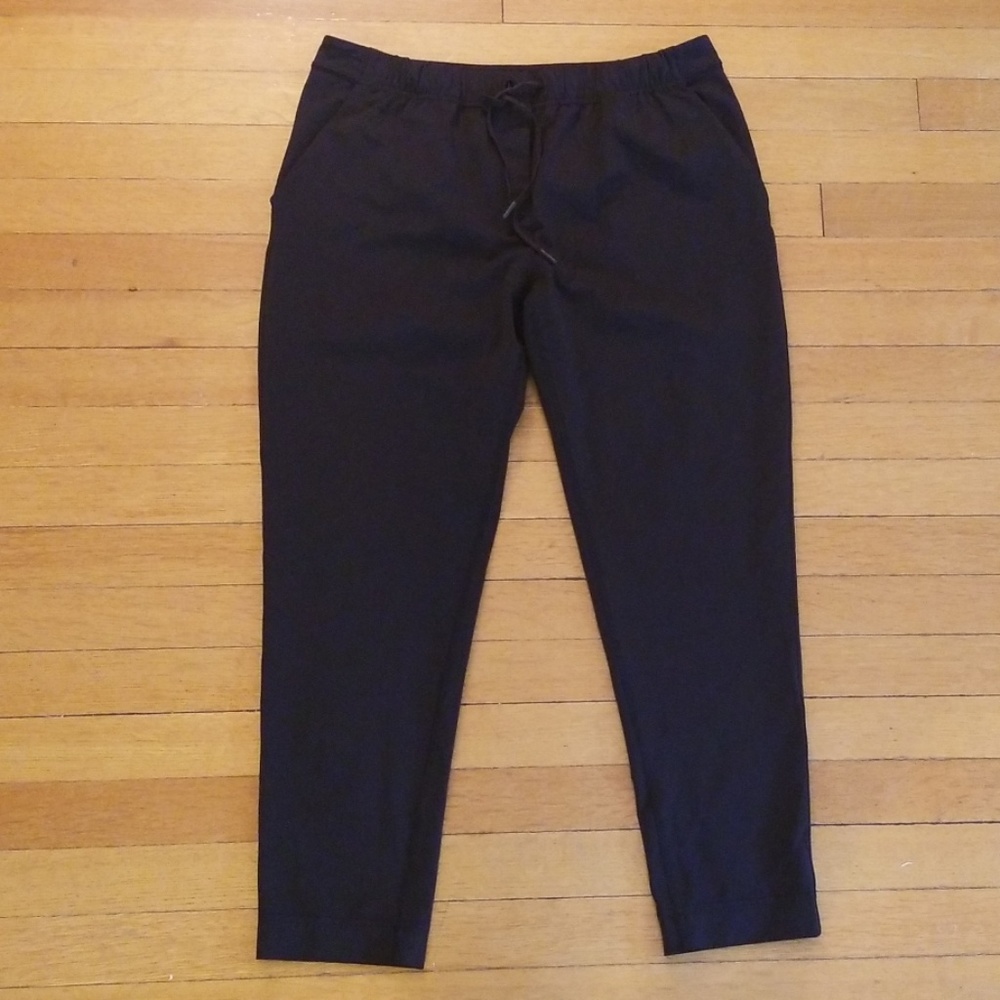 Luxtreme Lululemon Black On The Fly Pants